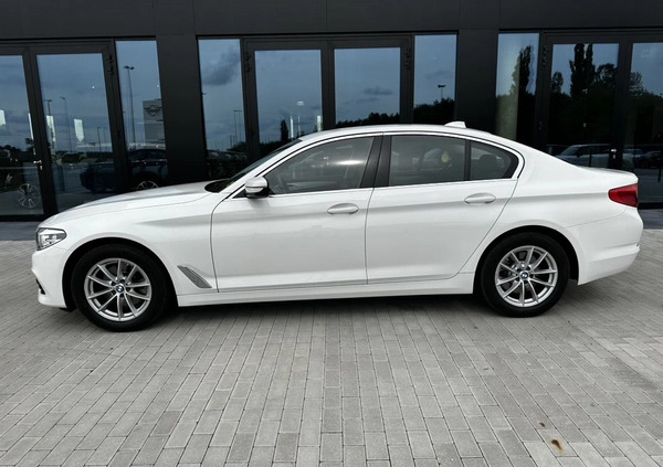 BMW Seria 5 cena 118000 przebieg: 84744, rok produkcji 2019 z Pilawa małe 277